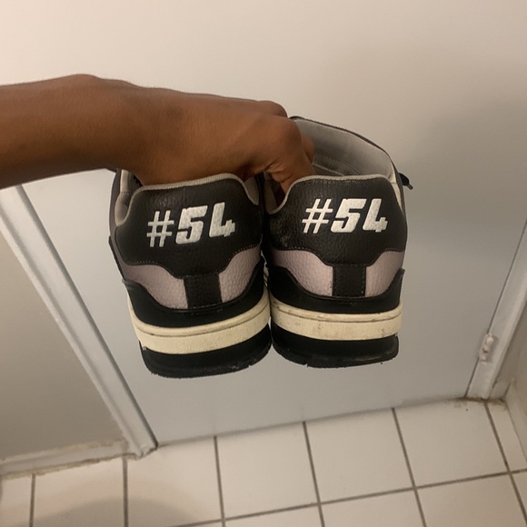 Louis Vuitton shoes for sale $500 we can make a bargain - Picture 4 of 5